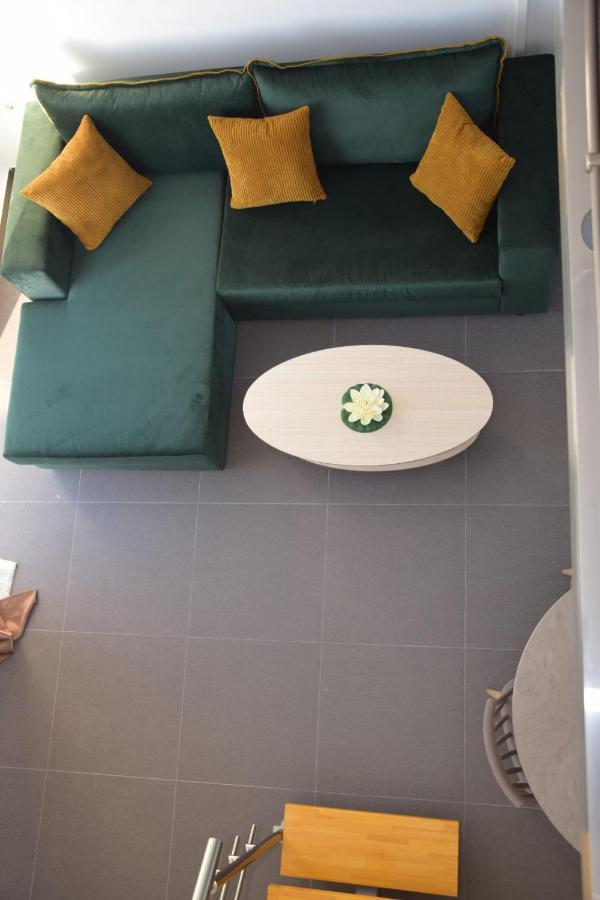 Olympia Suites ปีร์กอส ภายนอก รูปภาพ