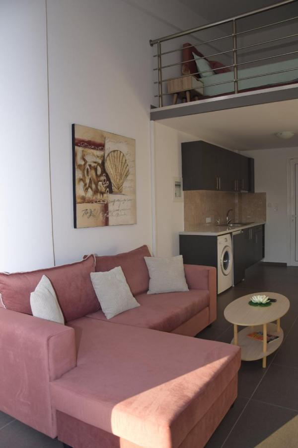 Olympia Suites ปีร์กอส ภายนอก รูปภาพ