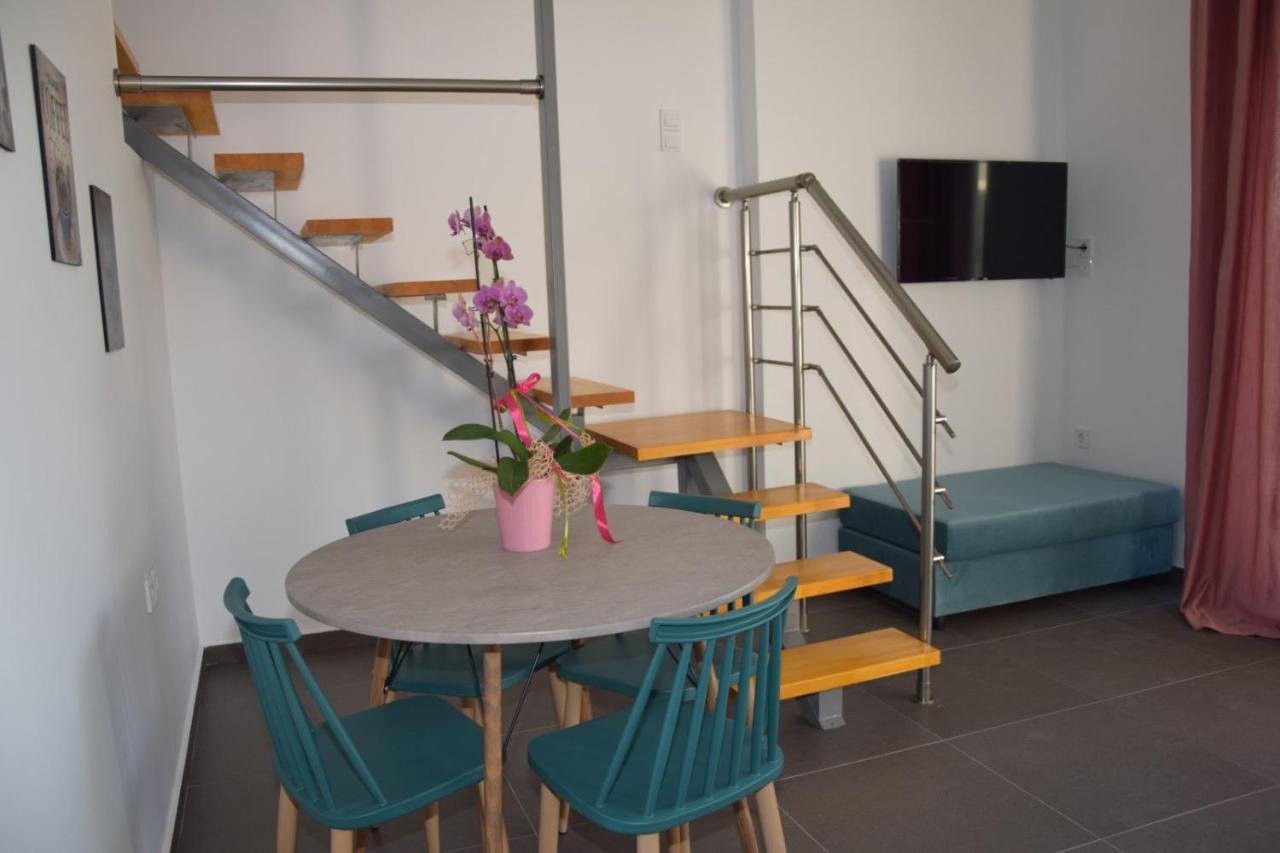 Olympia Suites ปีร์กอส ภายนอก รูปภาพ
