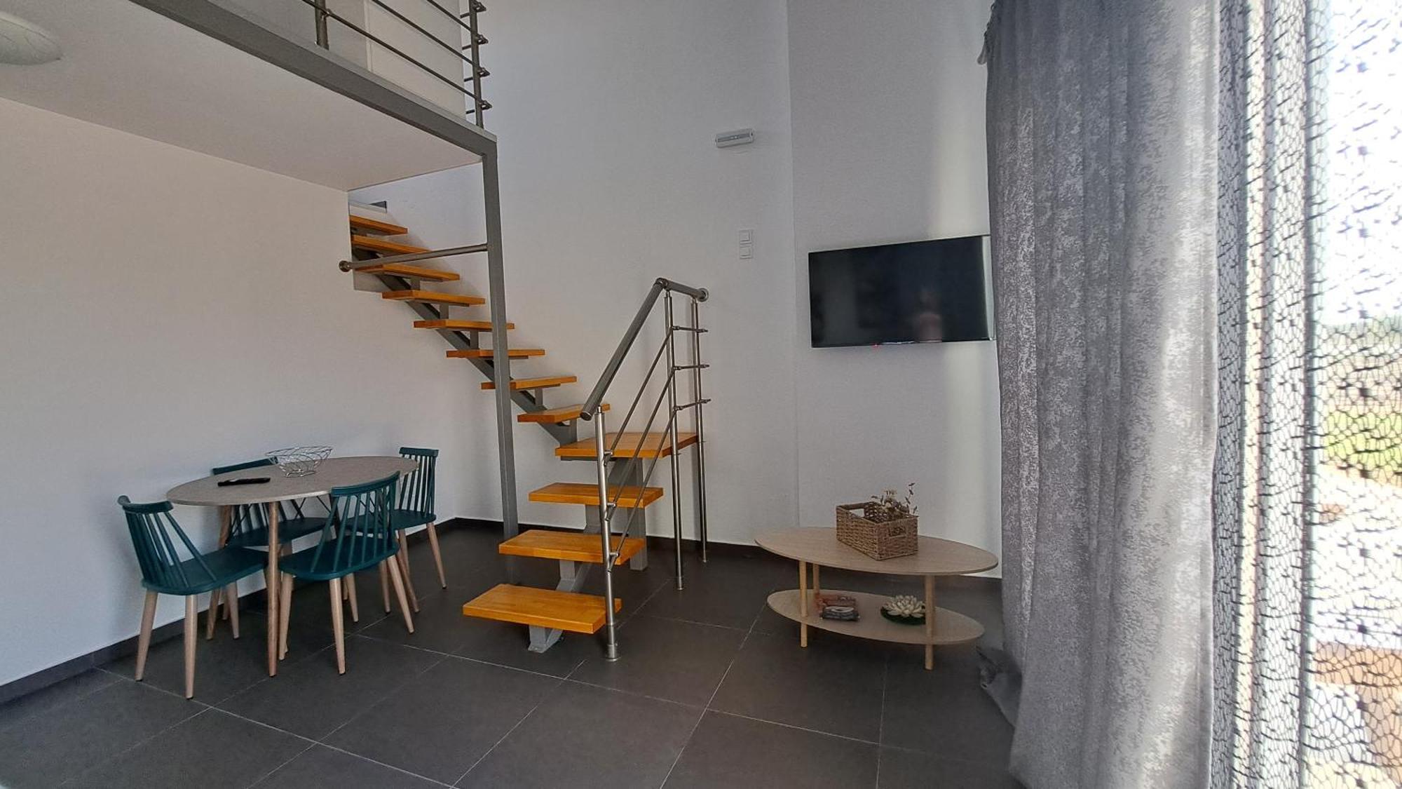 Olympia Suites ปีร์กอส ภายนอก รูปภาพ